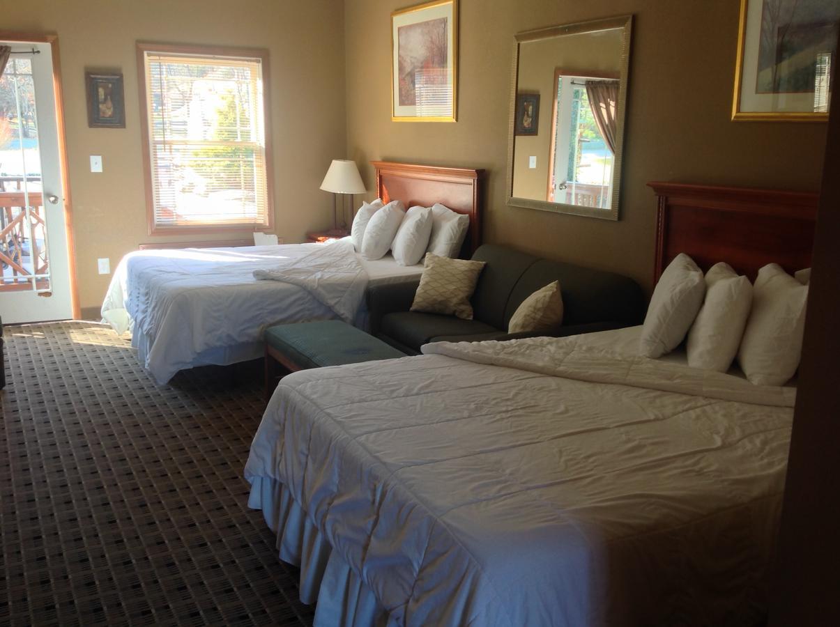 Qualla Cabins And Motel Cherokee Near Casino Whittier Bagian luar foto